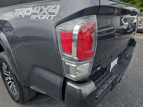 Used 2023 Toyota Tacoma TRD Sport w/ TRD Premium Sport Package AWD/4WD image 35