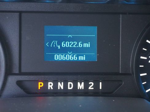 Used 2024 Ford E-450 and Econoline 450 Super Duty w/ Power Windows & Locks Group RWD image 13