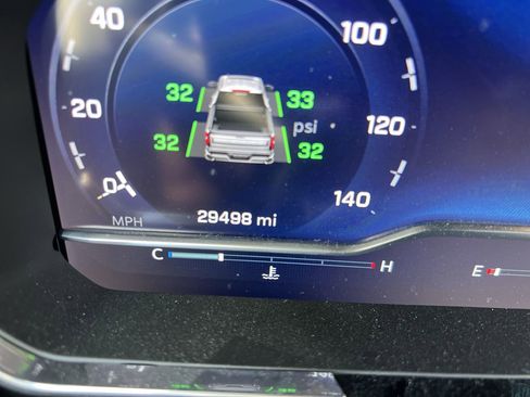 Used 2022 Chevrolet Silverado 1500 LT image 22