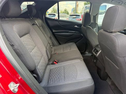 Used 2018 Chevrolet Equinox LT FWD image 25