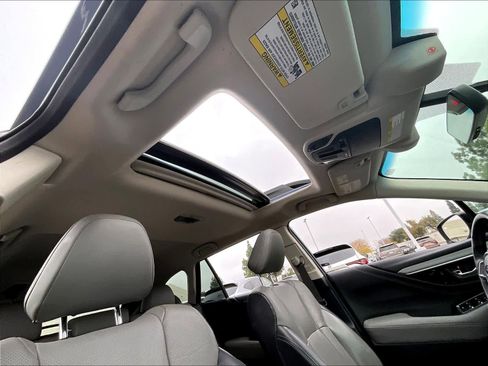 Used 2022 Subaru Outback Limited image 24