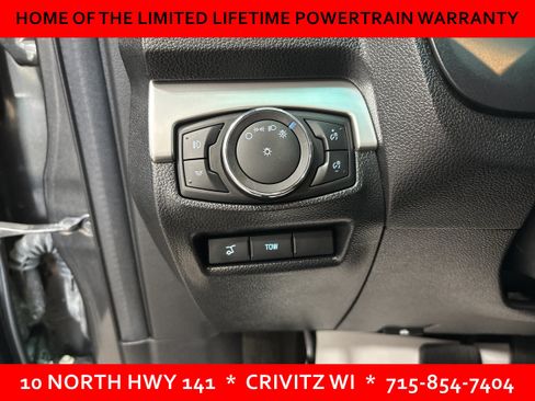 Used 2016 Ford Explorer XLT w/ Equipment Group 202A AWD/4WD image 15