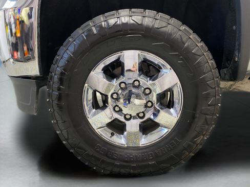 Used 2019 GMC Sierra 2500 SLT w/ Duramax Plus Package image 7