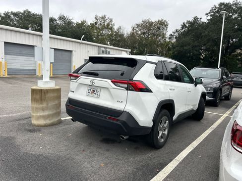 Used 2024 Toyota RAV4 XLE image 3