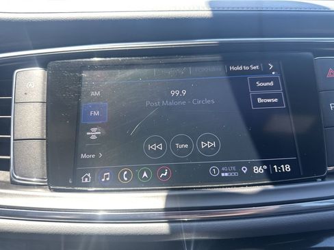 Used 2024 Buick Enclave Premium FWD image 22