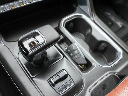 Used 2023 GMC Sierra 1500 Denali Ultimate image 28