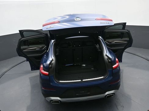 Used 2025 BMW X4 xDrive30i w/ Premium Package image 42