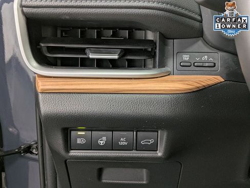 Used 2025 Toyota Grand Highlander AWD Hybrid image 20
