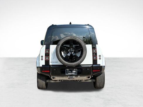 Used 2026 Land Rover Defender 110 X-Dynamic SE AWD/4WD image 10