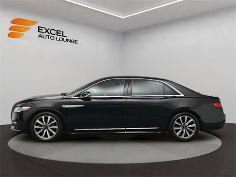 Used 2017 Lincoln Continental AWD w/ Equipment Group 500A image 2