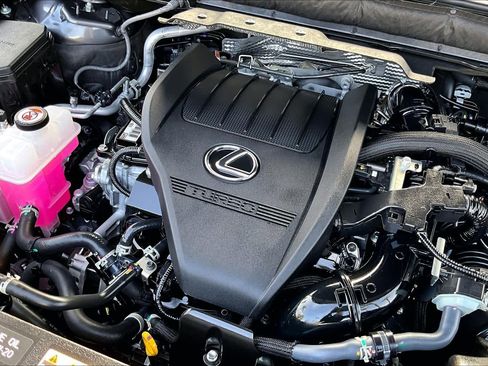 Used 2024 Lexus RX 350 Premium image 31