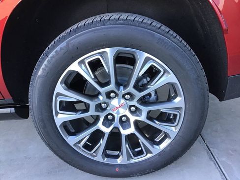 New 2026 GMC Yukon Denali image 37