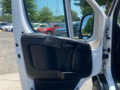 Used 2020 RAM ProMaster 2500 w/ Interior Convenience Group FWD image 13