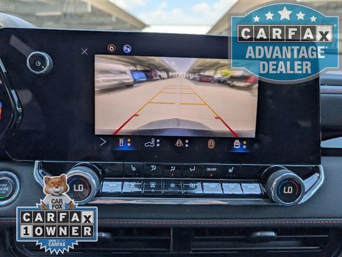 Used 2024 Chevrolet Colorado Z71 w/ Z71 Convenience Package 2 AWD/4WD image 10
