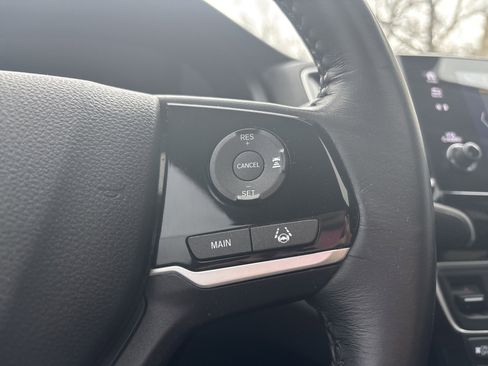 Used 2019 Honda Pilot Touring image 29