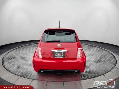 Used 2015 FIAT 500 Abarth w/ Comfort/Convenience Group image 4