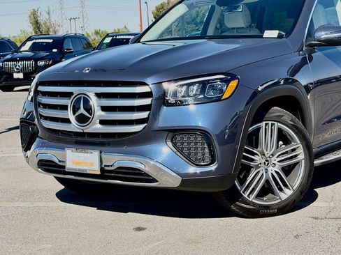 Certified 2026 Mercedes-Benz GLS 450 4MATIC image 4