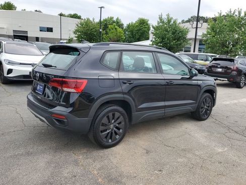 Certified 2024 Volkswagen Taos S FWD image 4