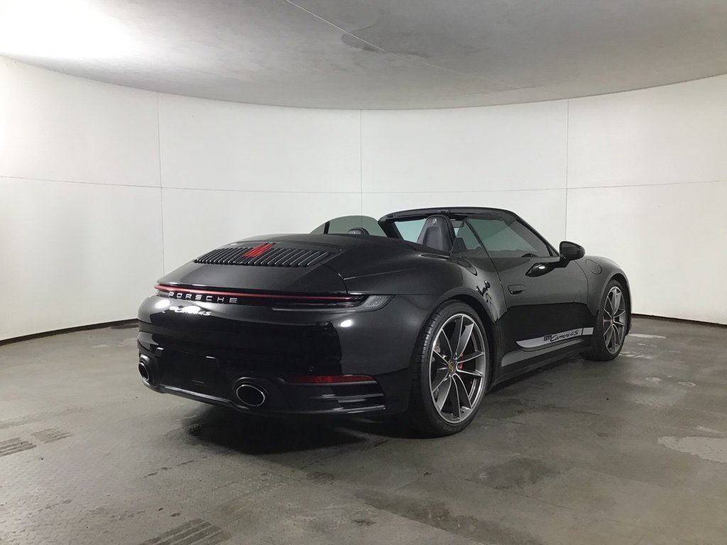 Certified 2020 Porsche 911 Carrera 4S AWD/4WD image 5