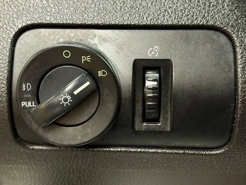 Used 2007 Ford Mustang GT image 28