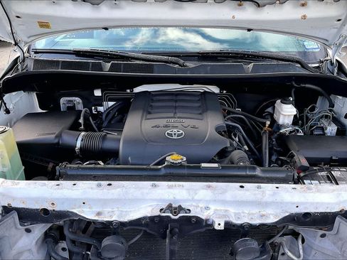 Used 2013 Toyota Tundra 2WD Double Cab w/ Tow Pkg image 9
