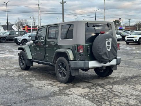 Used 2008 Jeep Wrangler Unlimited Sahara image 5