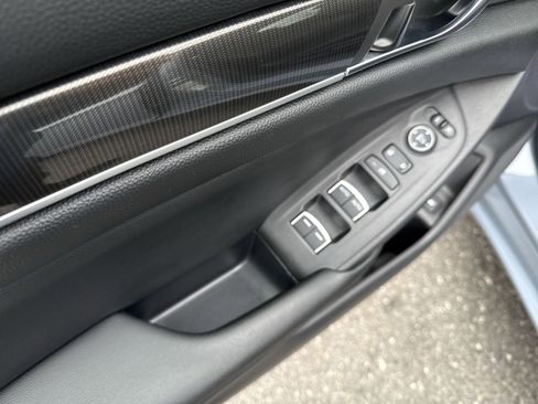 Used 2022 Honda Accord Sport image 15