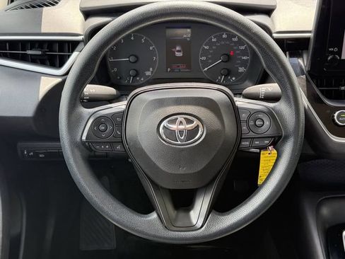 Used 2024 Toyota Corolla LE FWD image 14