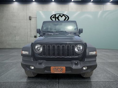 Used 2024 Jeep Wrangler Unlimited Sport AWD/4WD image 8