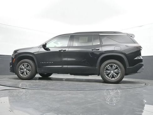 Used 2024 Chevrolet Traverse LT FWD image 51