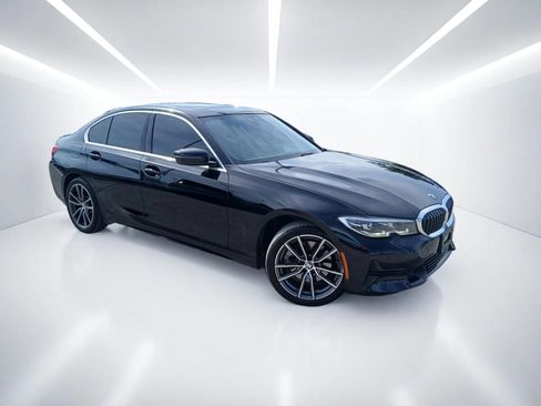 Used 2019 BMW 330i xDrive Sedan w/ Premium Package AWD/4WD image 2