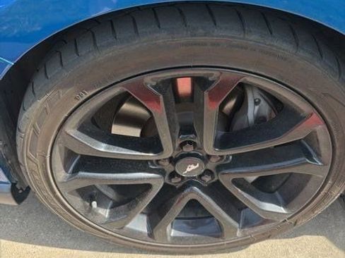 Used 2019 Ford Mustang GT Premium w/ Ford Safe & Smart Package image 4