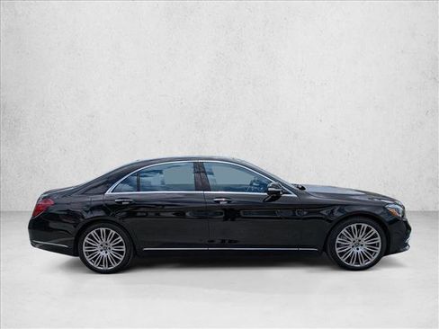 Used 2019 Mercedes-Benz S 560 Sedan image 4