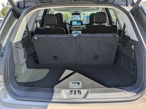 New 2026 Lincoln Aviator AWD image 13