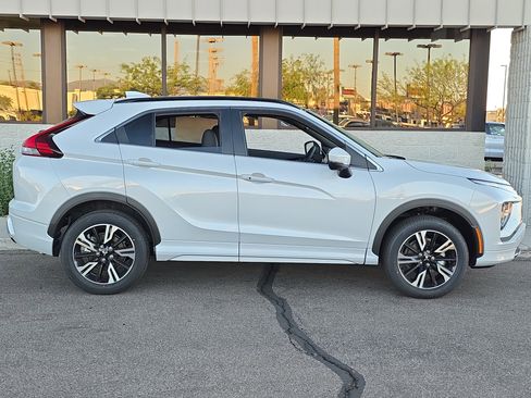New 2026 Mitsubishi Eclipse Cross SEL image 10