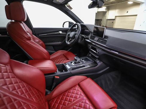 Used 2019 Audi SQ5 Prestige w/ Prestige Package AWD/4WD image 30
