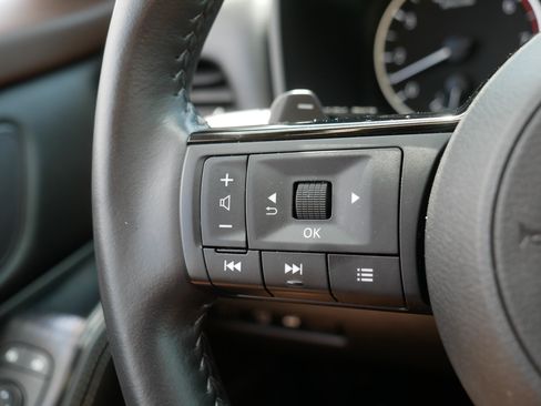 Certified 2023 Nissan Rogue SV w/ SV Premium B Package AWD/4WD image 28