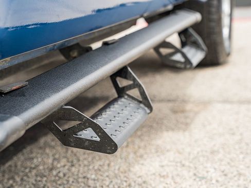 Used 2018 Toyota Tundra SR5 w/ SR5 Upgrade Package image 18