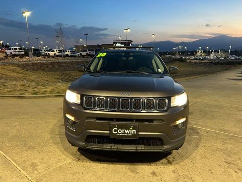 Used 2020 Jeep Compass Latitude w/ Cold Weather Group AWD/4WD image 2