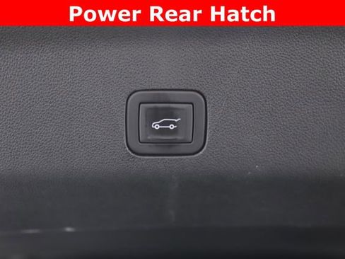 Used 2025 Chevrolet Tahoe Z71 w/ Z71 Off-Road Package AWD/4WD image 33