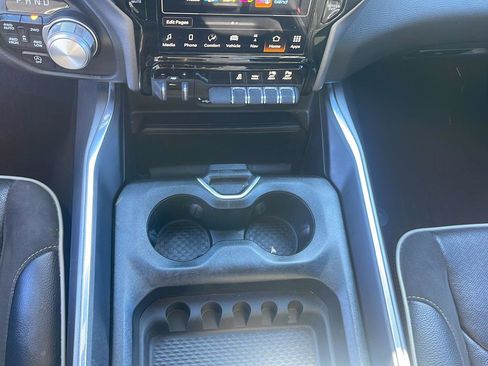 Certified 2023 RAM 1500 Laramie image 25