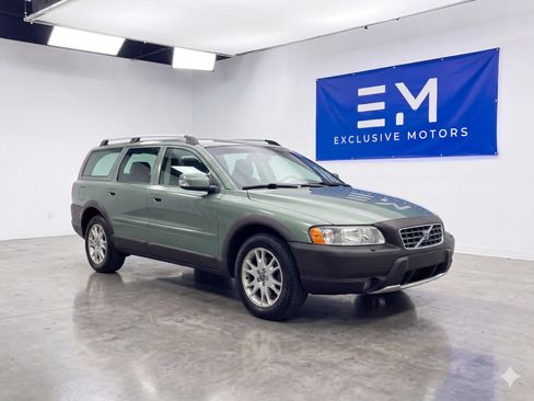 Used 2007 Volvo XC70 AWD/4WD image 1