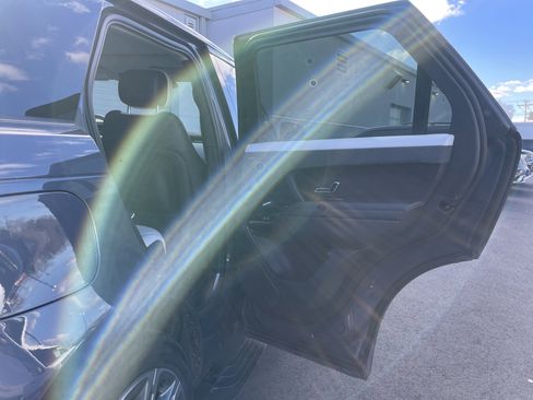 Used 2024 Land Rover Range Rover Sport Dynamic SE AWD/4WD image 16