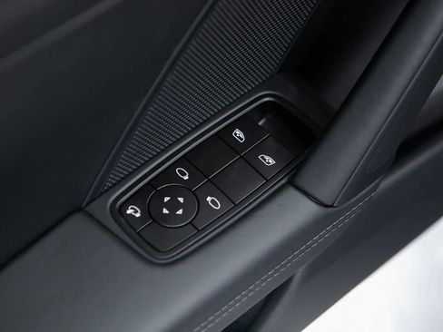 New 2026 Porsche 911 Carrera image 18