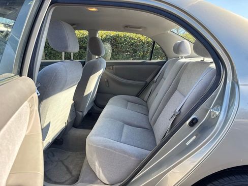 Used 2004 Toyota Corolla LE image 15