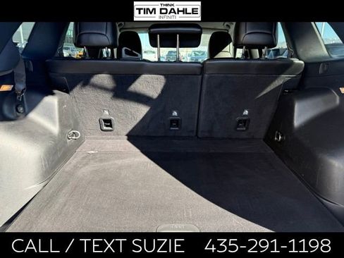 Used 2021 Jeep Cherokee Trailhawk w/ Comfort/Convenience Group AWD/4WD image 17