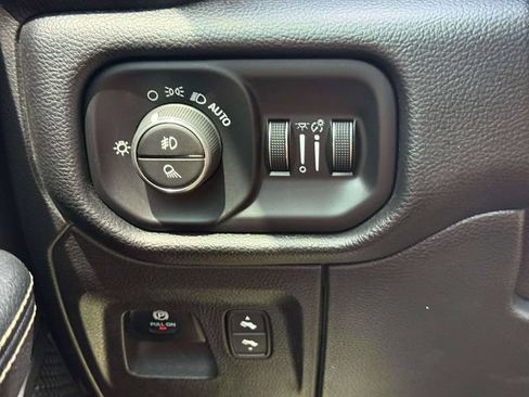 Used 2019 RAM 1500 Sport w/ Level 2 Equipment Group AWD/4WD image 22