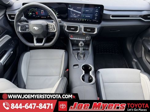 Used 2024 Ford Mustang GT Premium image 13