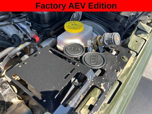 Used 2021 Jeep Wrangler Unlimited Rubicon AWD/4WD image 31