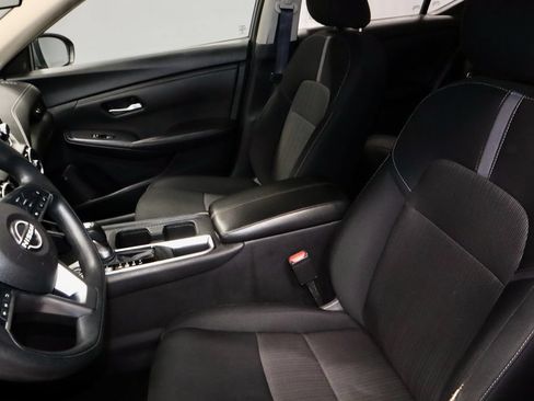 Certified 2024 Nissan Sentra SV FWD image 23